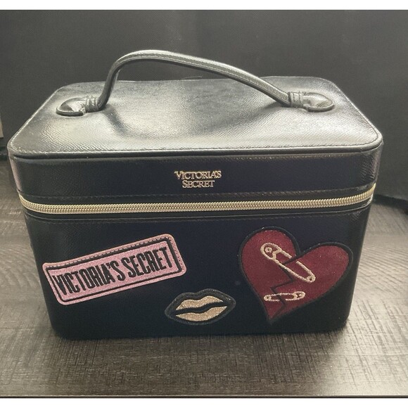 Victoria’s Secret Hard Cover Travel Zipper Case Black Lips Pins  Heart - Picture 1 of 8